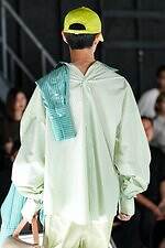 DDDD 2026年春夏メンズコレクション - “構造”の探求、緊張感と緩やかさの間で｜写真24