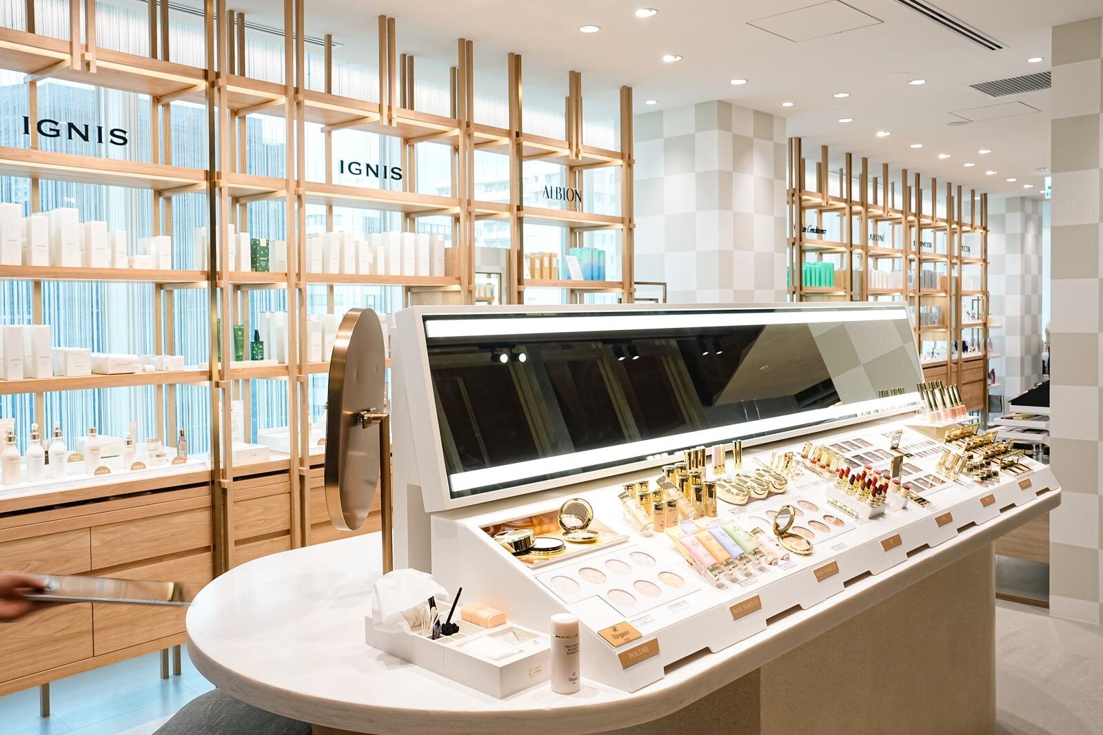 「ニュウマン高輪」フロアガイド、約200店舗のうち“おすすめ”コスメ＆ファッション店舗はどこ？｜写真38