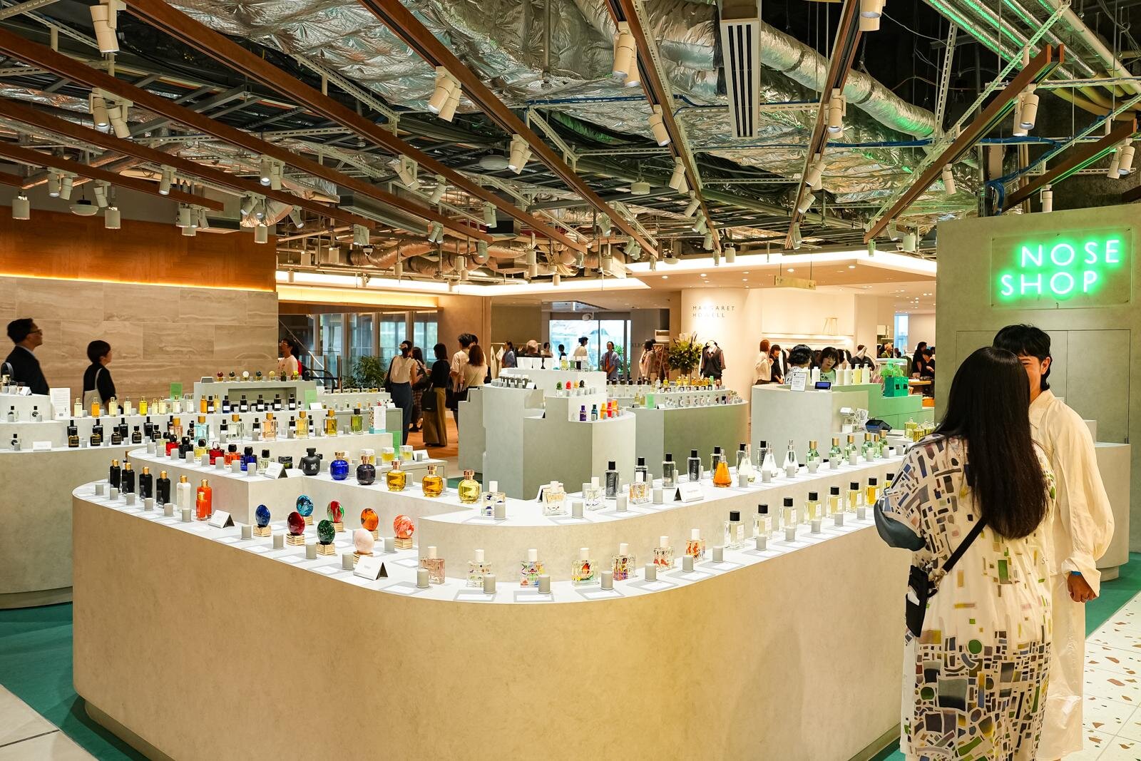 「ニュウマン高輪」フロアガイド、約200店舗のうち“おすすめ”コスメ＆ファッション店舗はどこ？｜写真69