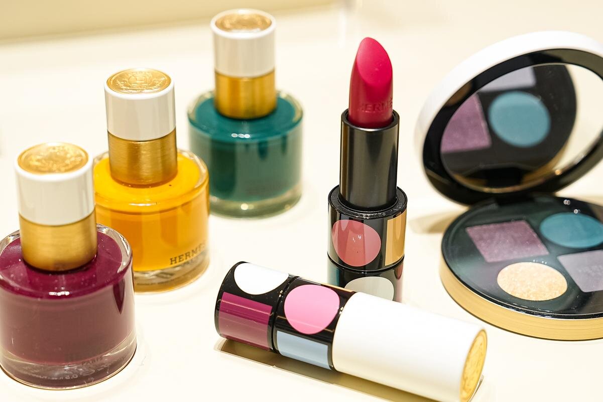 「ニュウマン高輪」フロアガイド、約200店舗のうち“おすすめ”コスメ＆ファッション店舗はどこ？