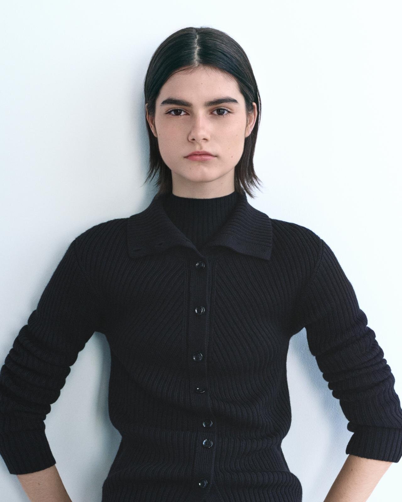 ユニクロ ユー25年秋冬ウィメンズウェア、ゆったりロングコート＆くすみブルーのカーブパンツなど｜写真67