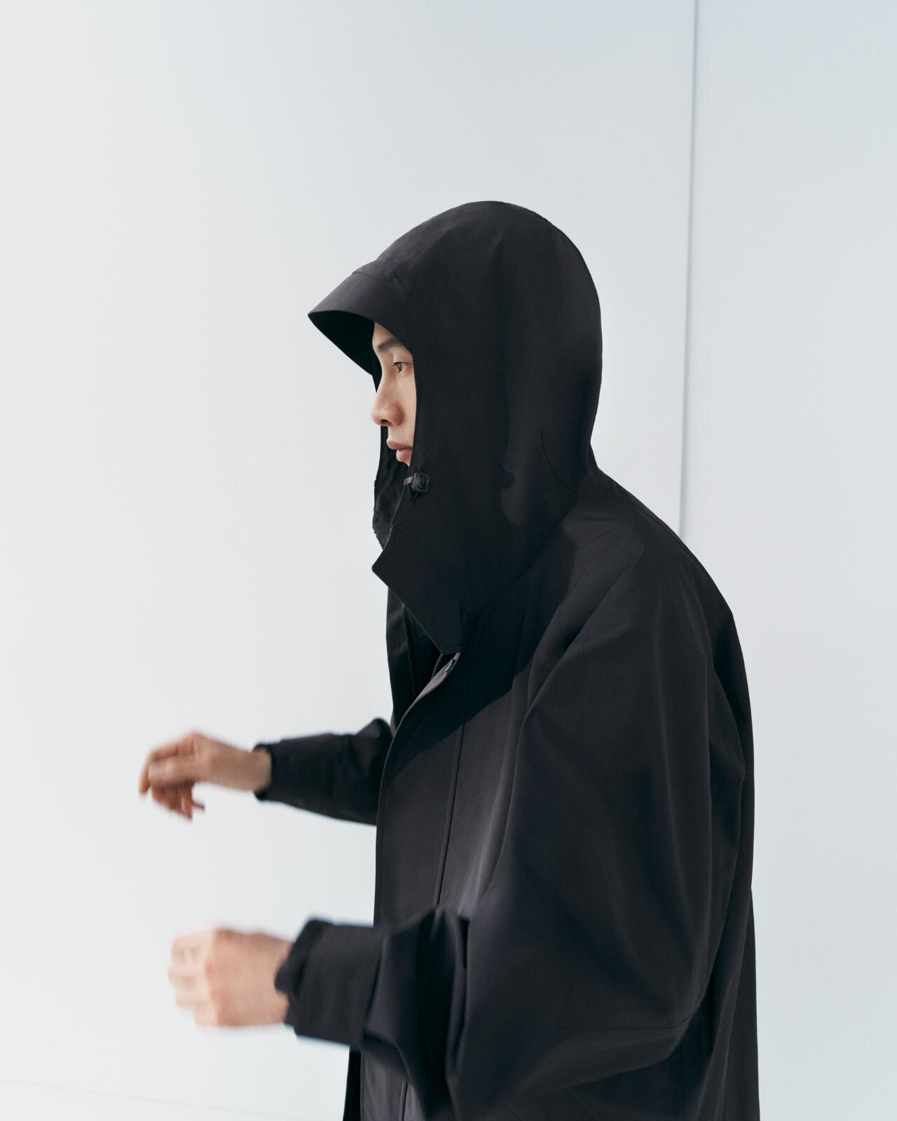 ユニクロ ユー25年秋冬メンズウェア、高機能ナイロンパーカ＆ハーフジップスウェットなど｜写真101