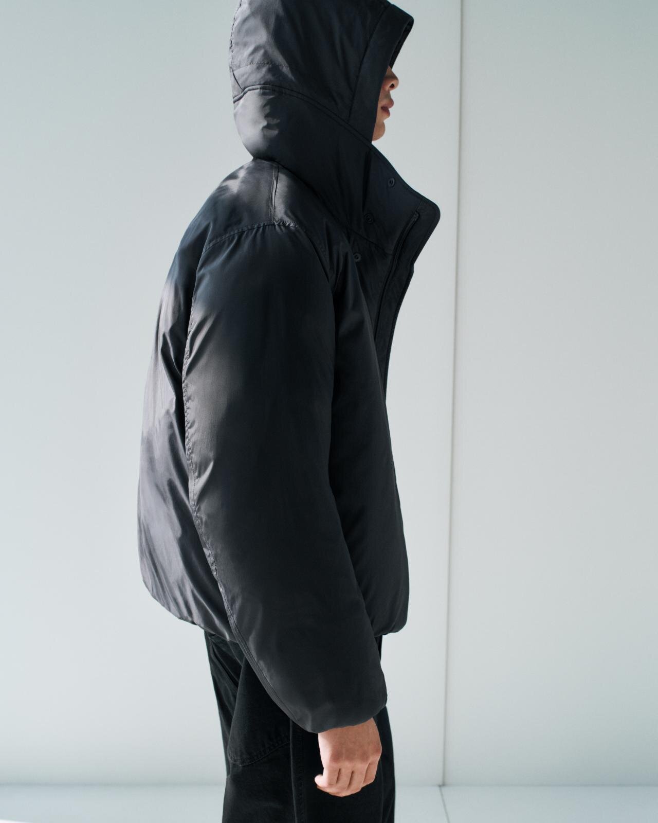 ユニクロ ユー25年秋冬メンズウェア、高機能ナイロンパーカ＆ハーフジップスウェットなど｜写真103