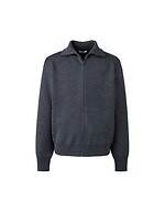 ユニクロ ユー25年秋冬メンズウェア、高機能ナイロンパーカ＆ハーフジップスウェットなど｜写真75