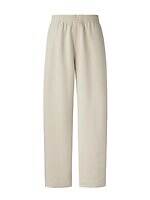 ユニクロ ユー25年秋冬メンズウェア、高機能ナイロンパーカ＆ハーフジップスウェットなど｜写真39