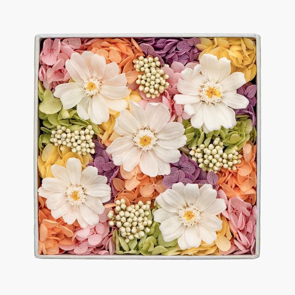 プリザーブドフラワーボックス イマジナリー ホワイト S(11×11×H9cm) 19,800円