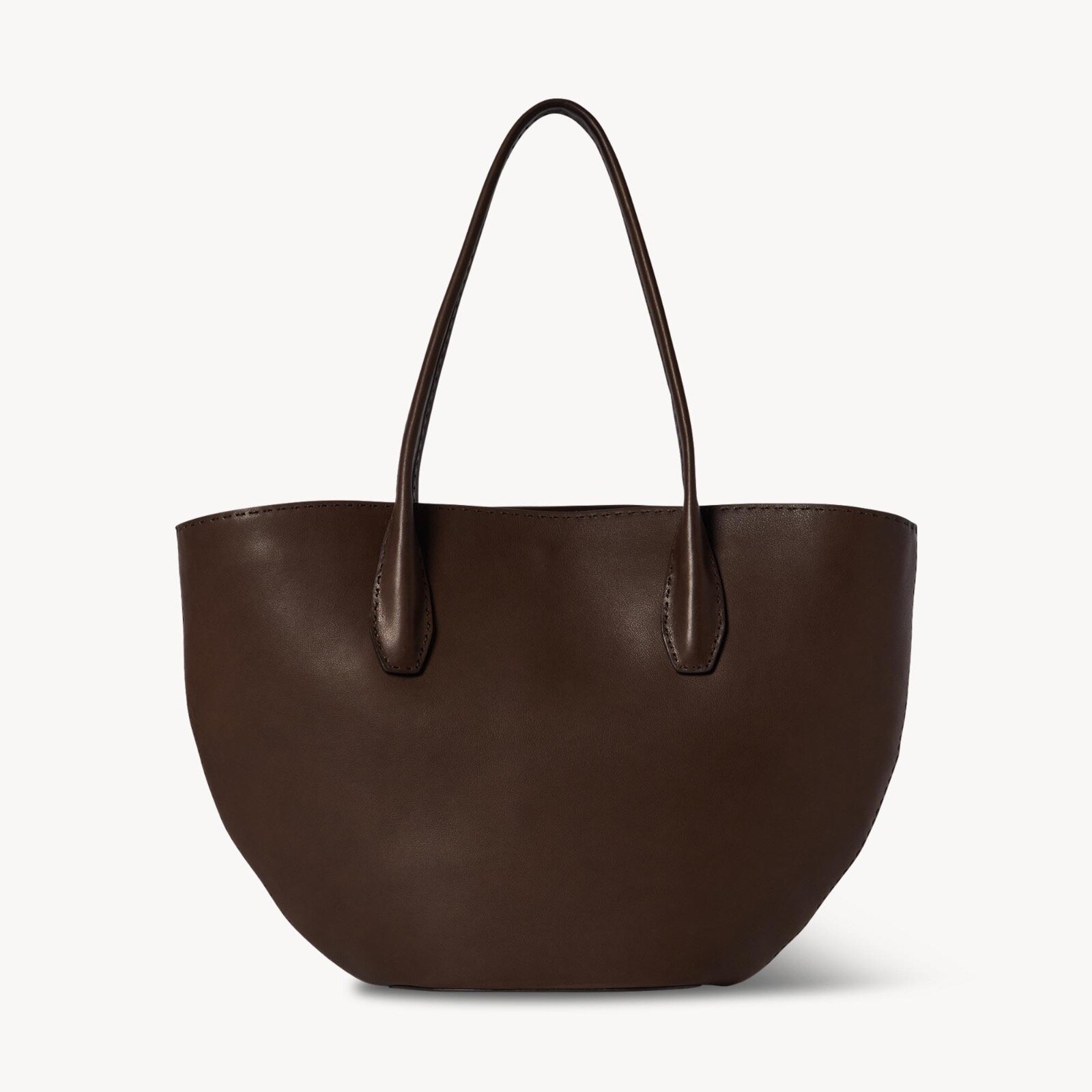 アルジェ トート 818,400円 Courtesy of The Row