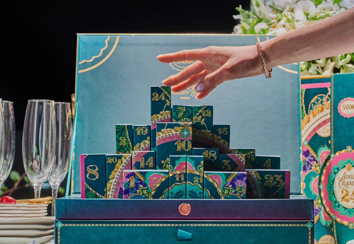 写真4/8｜SABON25年クリスマスコフレ「アドベントカレンダー
