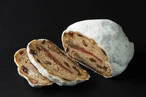 東京マリオットホテル25年クリスマスケーキ、まるで"バラ"ケーキ＆鮮やかレッドのブッシュドノエル｜写真8