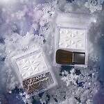 セザンヌ2025年クリスマスコスメ"色変する？”初雪イメージ限定ハイライター｜写真1