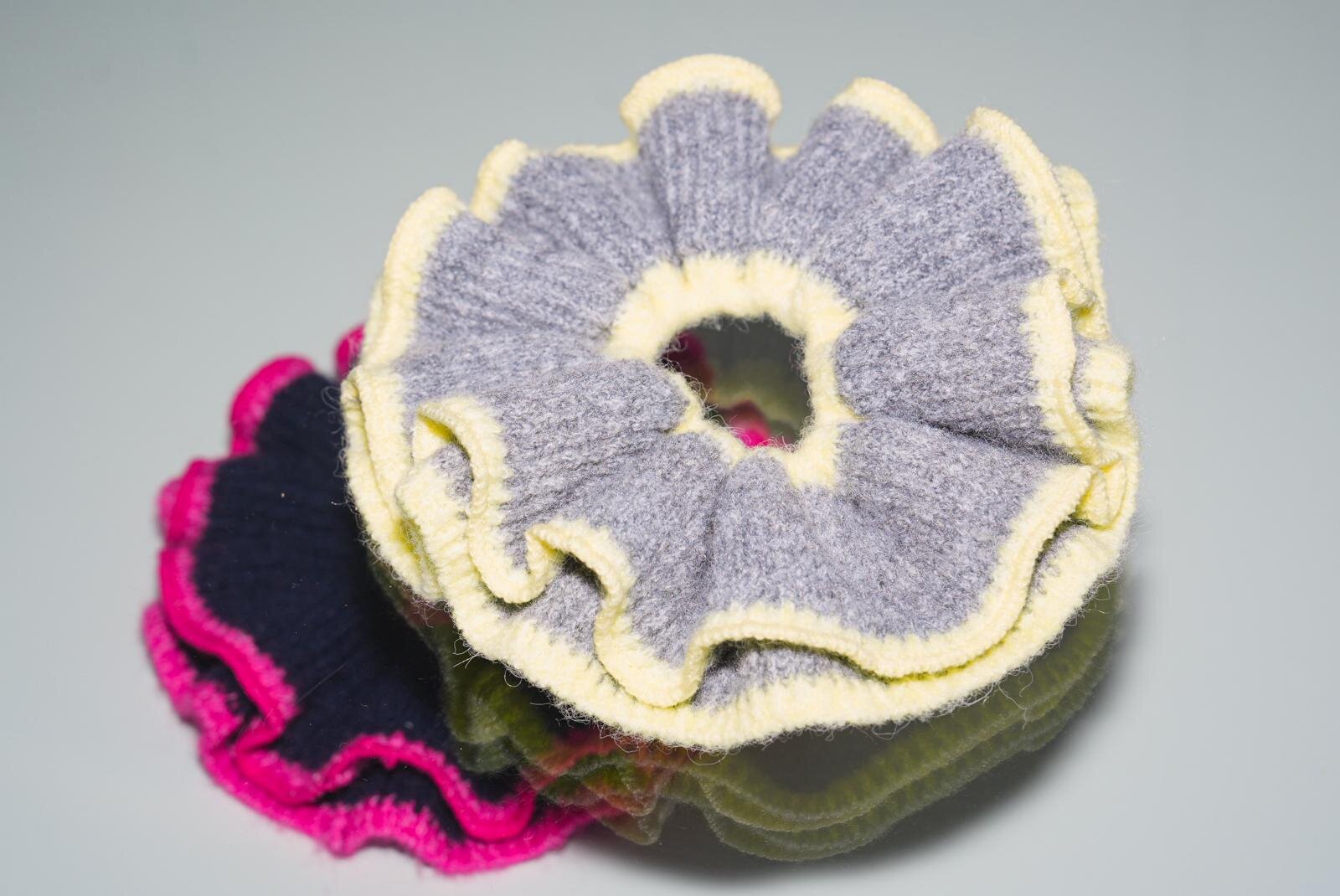 GU×ロク、“後ろギャザー”のショートトレンチコートやうさぎ柄ジャカードニット｜写真20