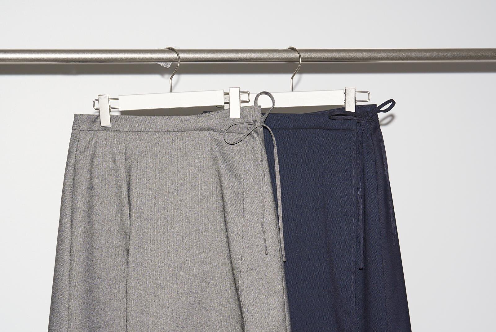 GU×ロク、“後ろギャザー”のショートトレンチコートやうさぎ柄ジャカードニット｜写真8