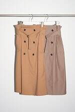 GU×ロク、“後ろギャザー”のショートトレンチコートやうさぎ柄ジャカードニット｜写真17