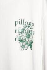 GU×ロク、“後ろギャザー”のショートトレンチコートやうさぎ柄ジャカードニット｜写真25