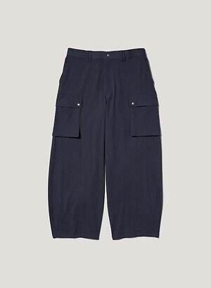 GU×ロク、“後ろギャザー”のショートトレンチコートやうさぎ柄ジャカードニット｜写真61