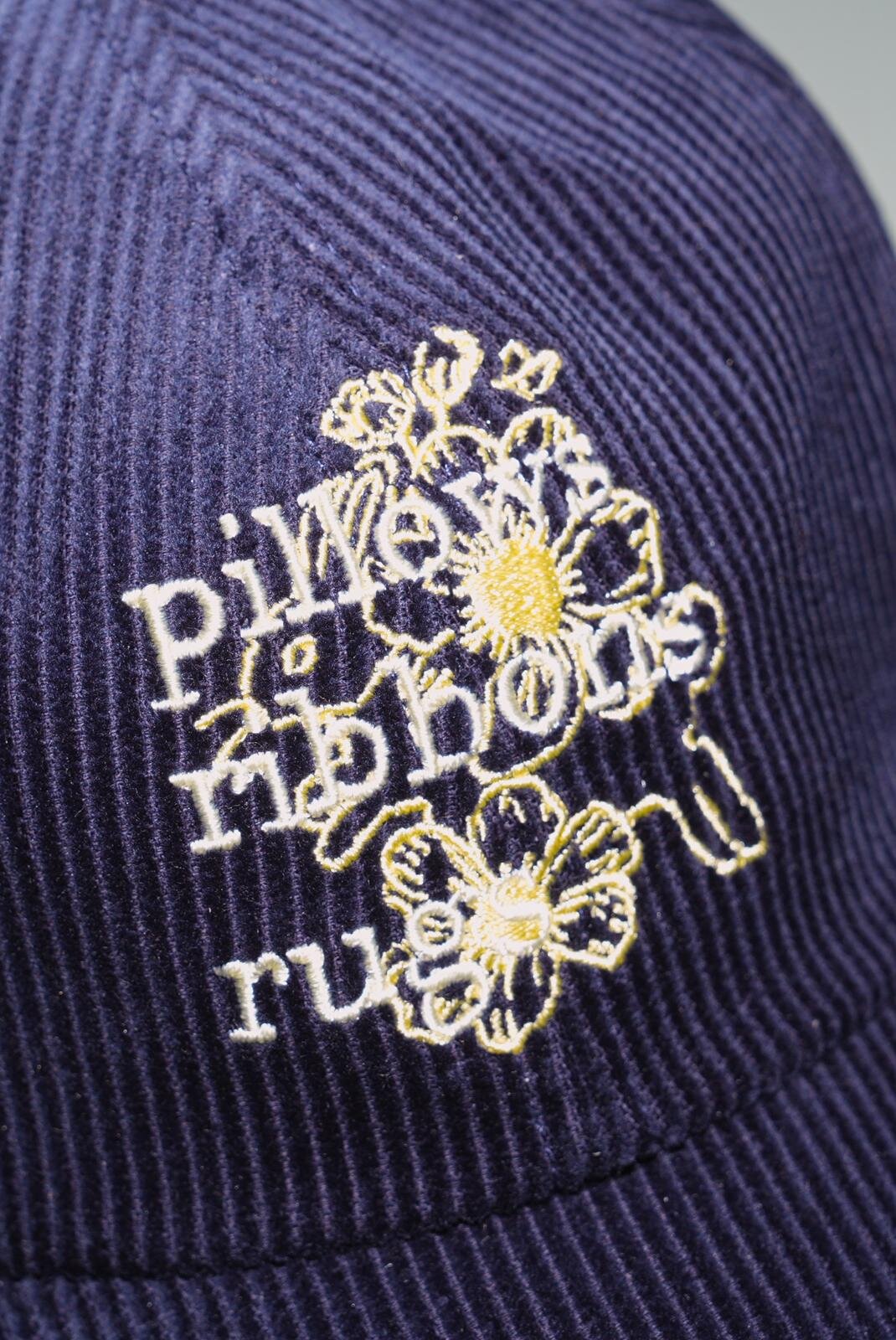 GU×ロク、“後ろギャザー”のショートトレンチコートやうさぎ柄ジャカードニット｜写真26