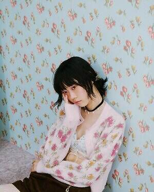 リリー ブラウン×アナ スイ、“スパンコール煌めく”花柄カーディガン＆レース重ねたキャミワンピ｜写真52