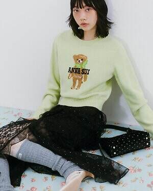 リリー ブラウン×アナ スイ、“スパンコール煌めく”花柄カーディガン＆レース重ねたキャミワンピ｜写真51