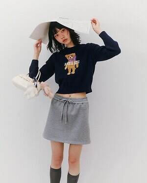 リリー ブラウン×アナ スイ、“スパンコール煌めく”花柄カーディガン＆レース重ねたキャミワンピ｜写真50