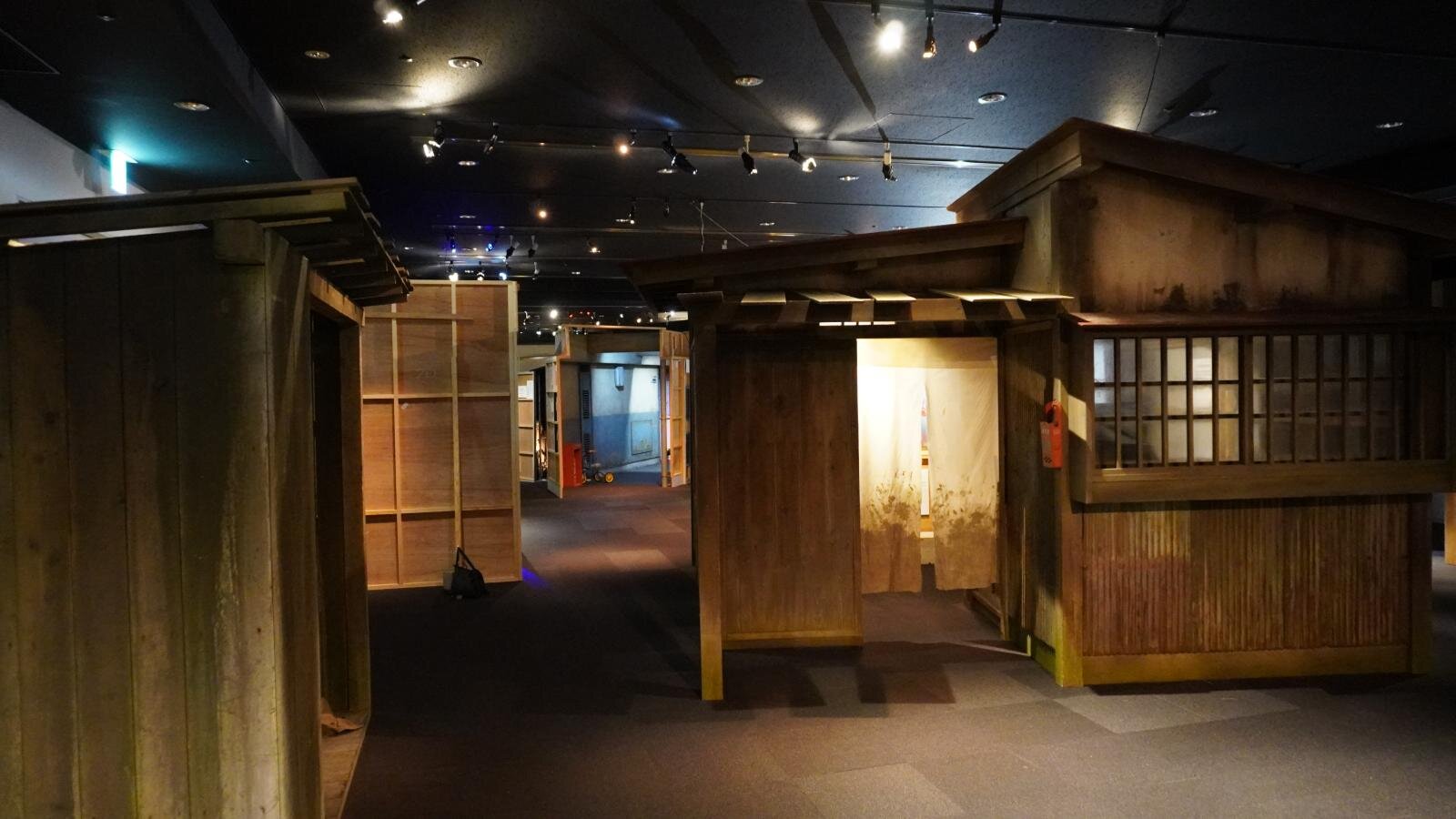 「ホラーにふれる展 -映画美術の世界-」東京ソラマチで、“見て触れる”ホラー映画の体験型展示｜写真9