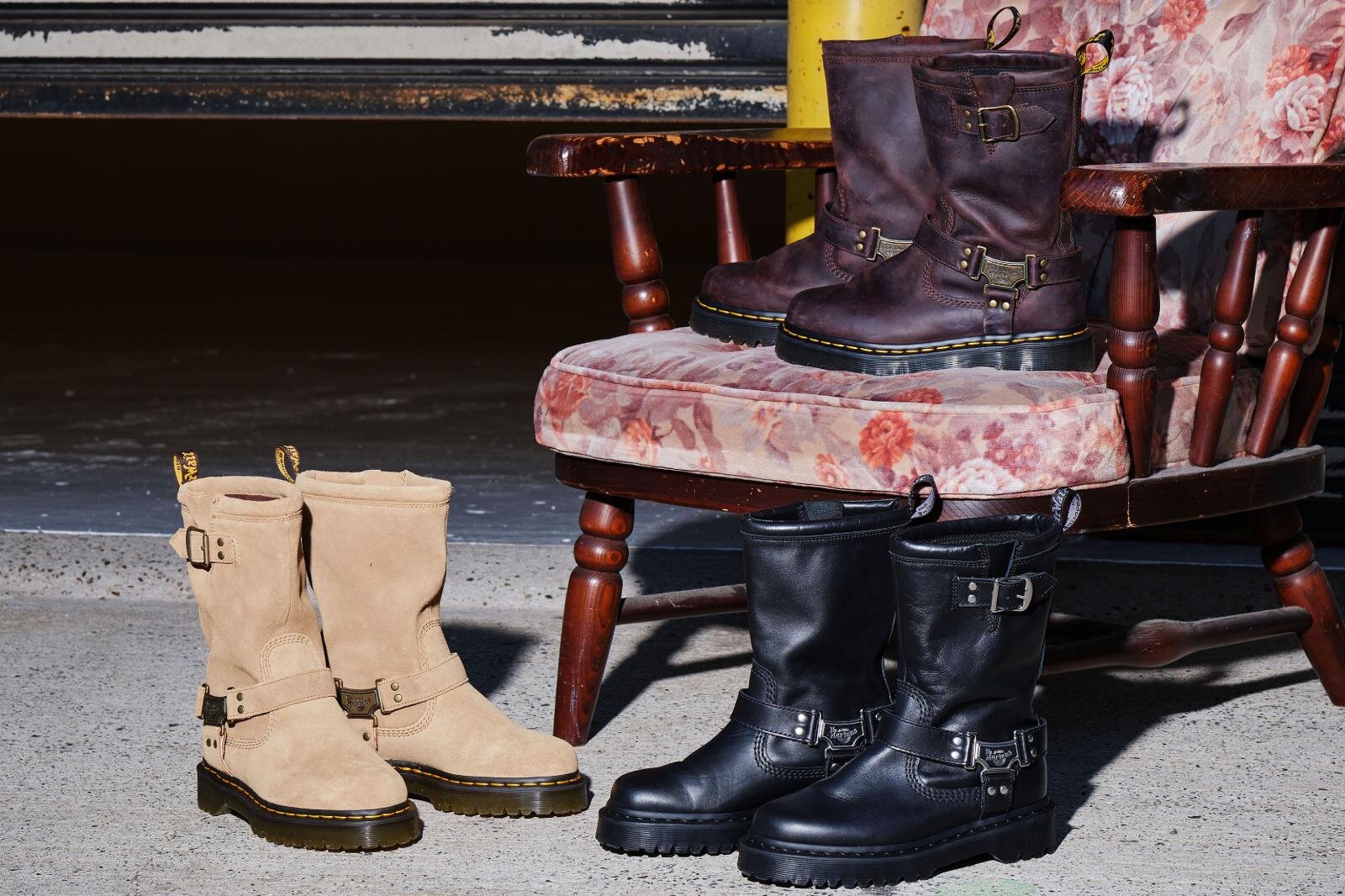 ドクターマーチン　MAGDALENA　チャンキーヒールサイドジップショートブーツ Dr.Martens チャンキーヒールショートブーツ | ドクターマーチン