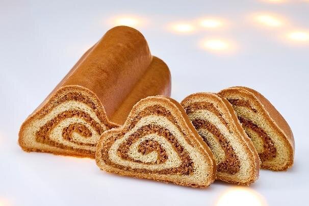 帝国ホテル 東京25年クリスマスケーキ、“赤鼻のトナカイ”チョコムース＆カラフルリースケーキ