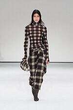 COS 2025-26年秋冬コレクション - 奥行きのあるミニマリズム｜写真7