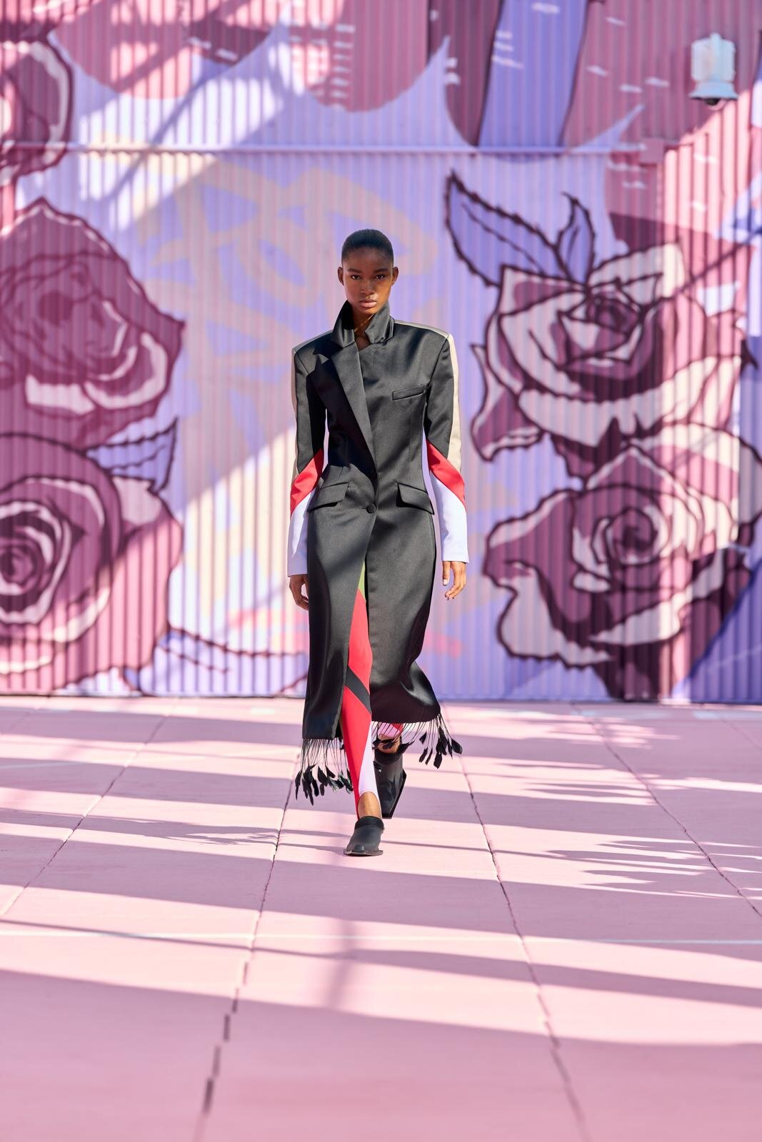 オフ-ホワイト (OFF-WHITE) 2026年春夏ウィメンズ&メンズコレクション  - 写真1