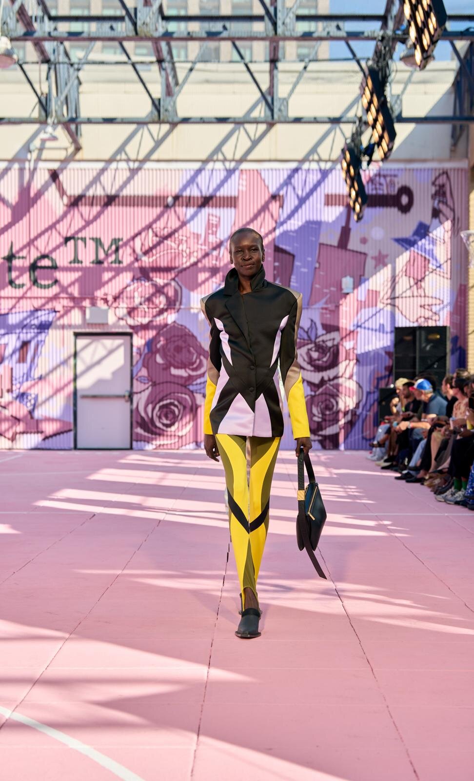 オフ-ホワイト (OFF-WHITE) 2026年春夏ウィメンズ&メンズコレクション  - 写真34
