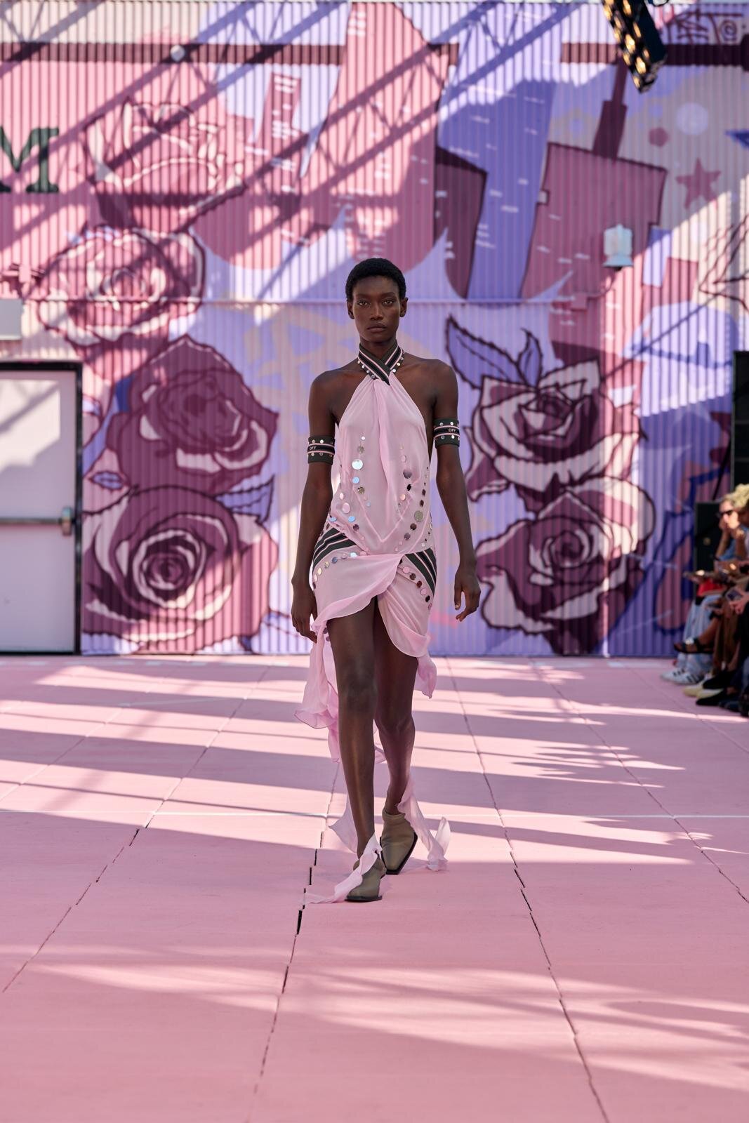オフ-ホワイト (OFF-WHITE) 2026年春夏ウィメンズ&メンズコレクション  - 写真49