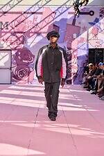 オフ-ホワイト 2026年春夏コレクション - エネルギーに満ちたポップロマンス｜写真16