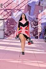 オフ-ホワイト 2026年春夏コレクション - エネルギーに満ちたポップロマンス｜写真19