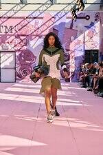 オフ-ホワイト 2026年春夏コレクション - エネルギーに満ちたポップロマンス｜写真23