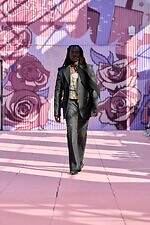 オフ-ホワイト 2026年春夏コレクション - エネルギーに満ちたポップロマンス｜写真25