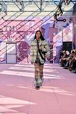 オフ-ホワイト 2026年春夏コレクション - エネルギーに満ちたポップロマンス｜写真35