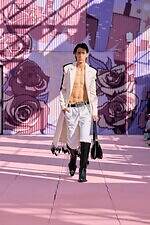 オフ-ホワイト 2026年春夏コレクション - エネルギーに満ちたポップロマンス｜写真48