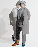 エンジニアド ガーメンツ×カルフ“左右非対称”カラーブロックスニーカー、クロスカントリースキーに着想｜写真10