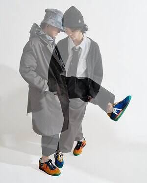 エンジニアド ガーメンツ×カルフ“左右非対称”カラーブロックスニーカー、クロスカントリースキーに着想｜写真12