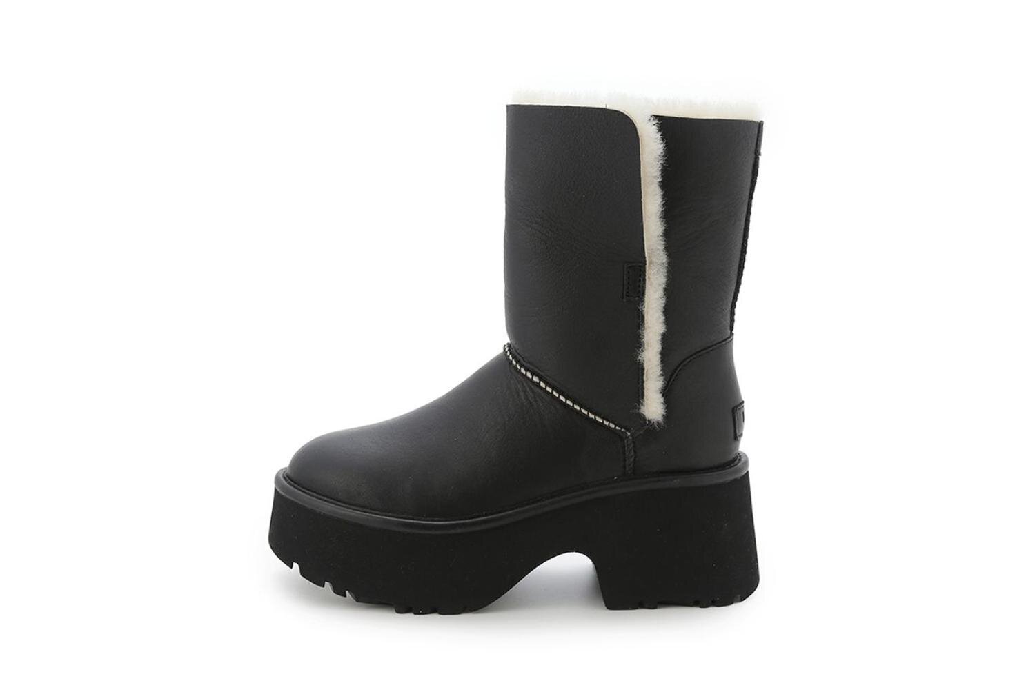 UGG W エスミー レザー ブーツ 41,800円