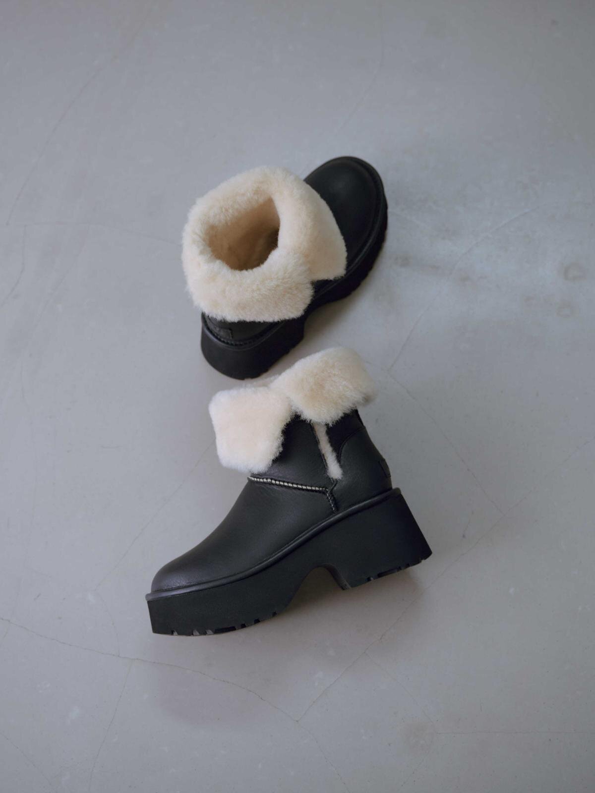 UGG W エスミー レザー ブーツ 41,800円