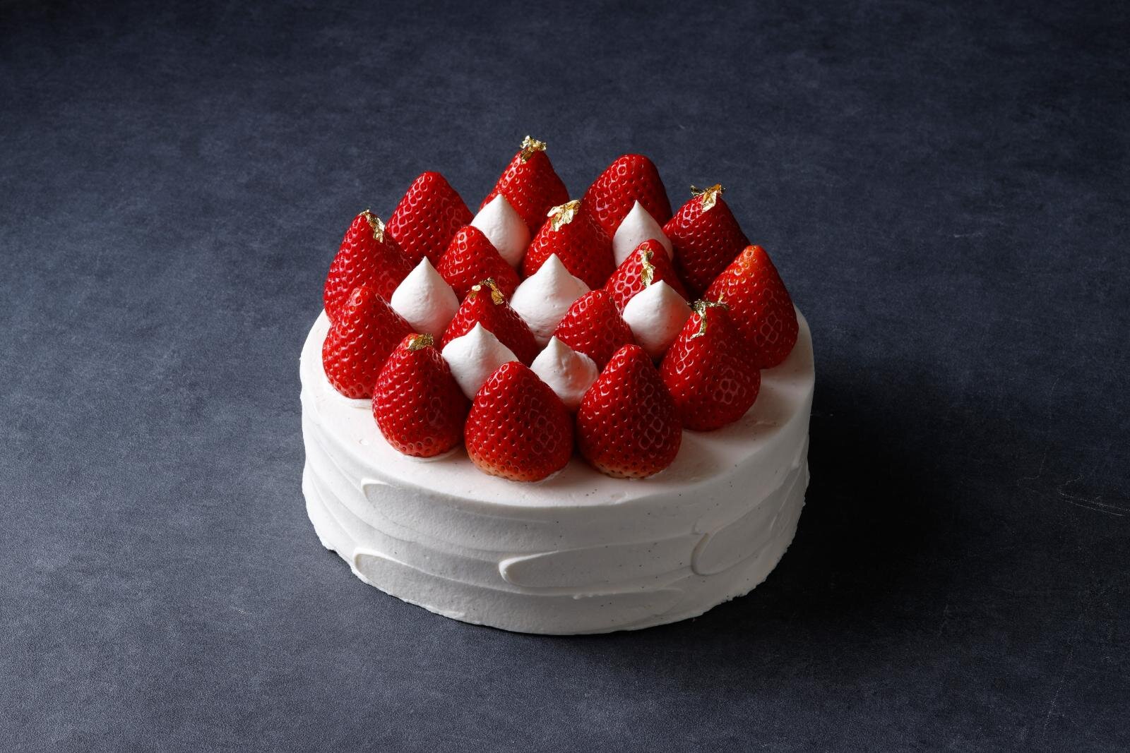 スペリュール(直径21×H10cm) 25,000円／(直径18×H8cm) 17,000円／(15×H8cm) 14,000円／(直径12×H8cm)10,000円