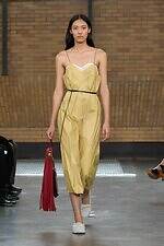 カルバン・クライン 26年春夏コレクション - “ありのまま”のリアルクローズ｜写真20