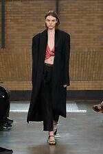 カルバン・クライン 26年春夏コレクション - “ありのまま”のリアルクローズ｜写真31