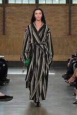 カルバン・クライン 26年春夏コレクション - “ありのまま”のリアルクローズ｜写真49