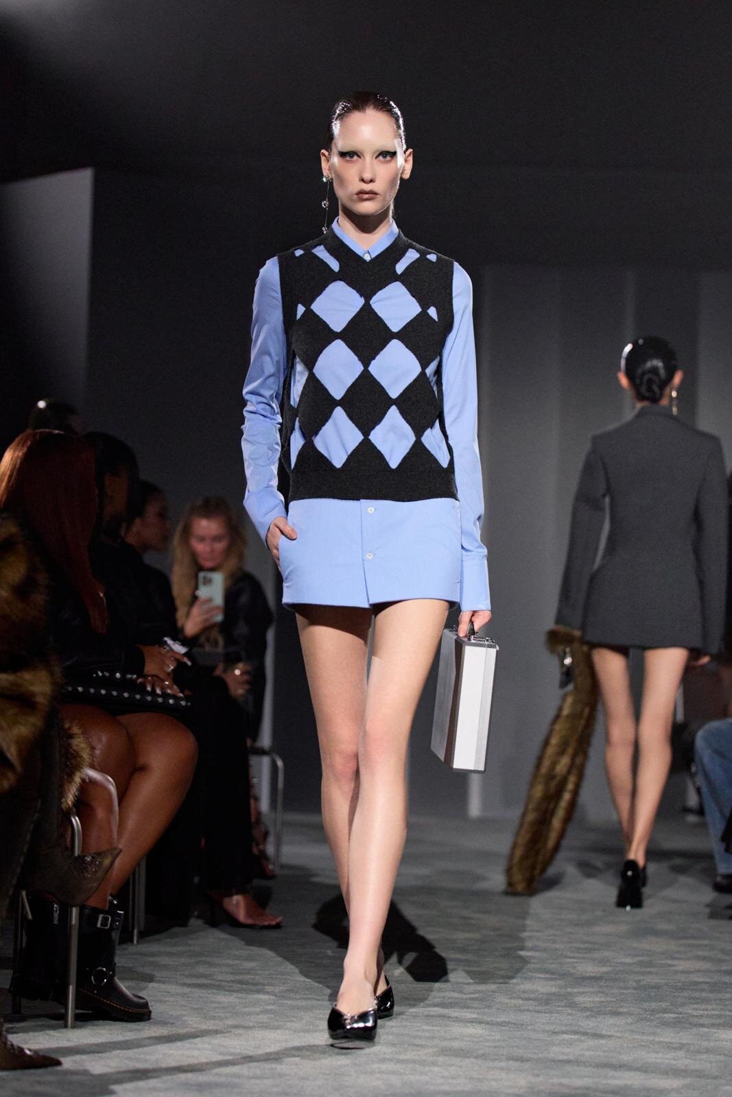 アレキサンダー ワン 2026年春夏<span>コレクション</span> - 写真10