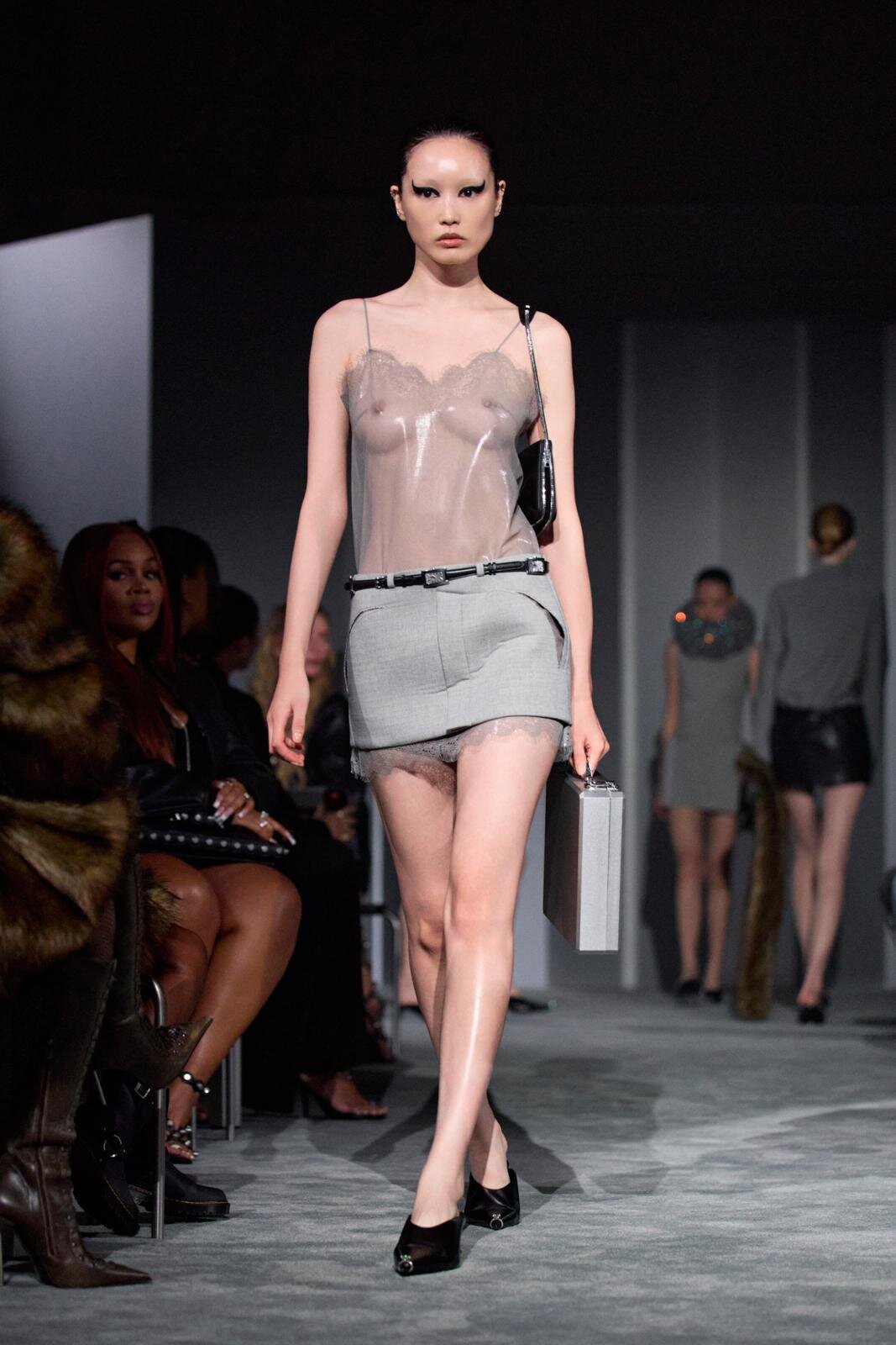 アレキサンダー ワン 2026年春夏<span>コレクション</span> - 写真13