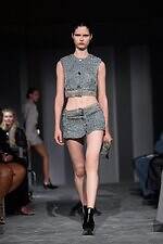 アレキサンダー ワン 26年春夏コレクション - 女性にむけたパワードレッシング｜写真19