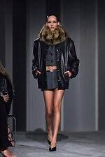 アレキサンダー ワン 26年春夏コレクション - 女性にむけたパワードレッシング｜写真6