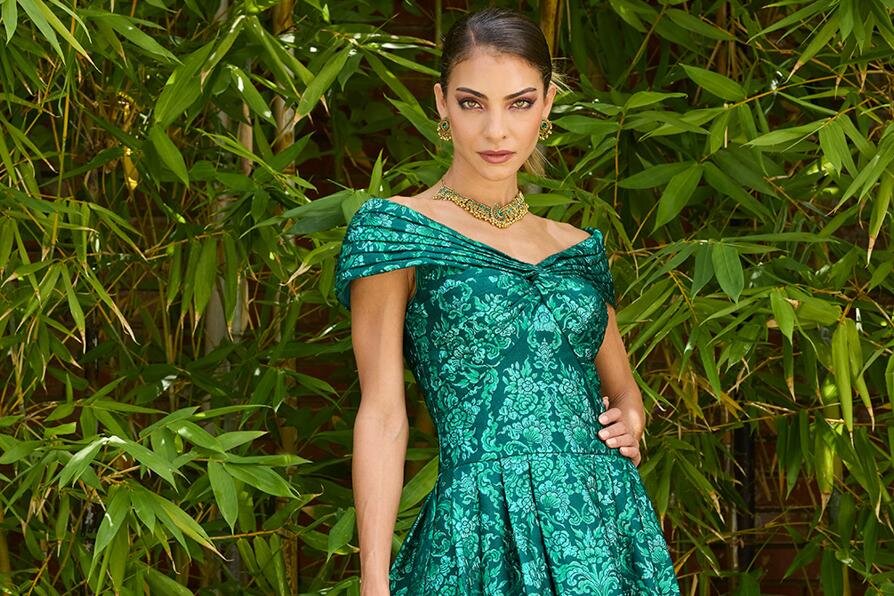 タダシ ショージ(TADASHI SHOJI) コレクション - ファッションプレス