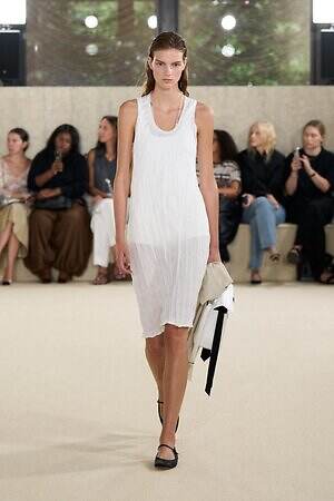 トーテム(TOTEME) 2026年春夏ウィメンズコレクション  - 写真13